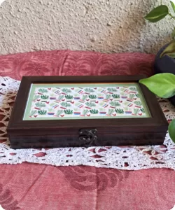 green-box2